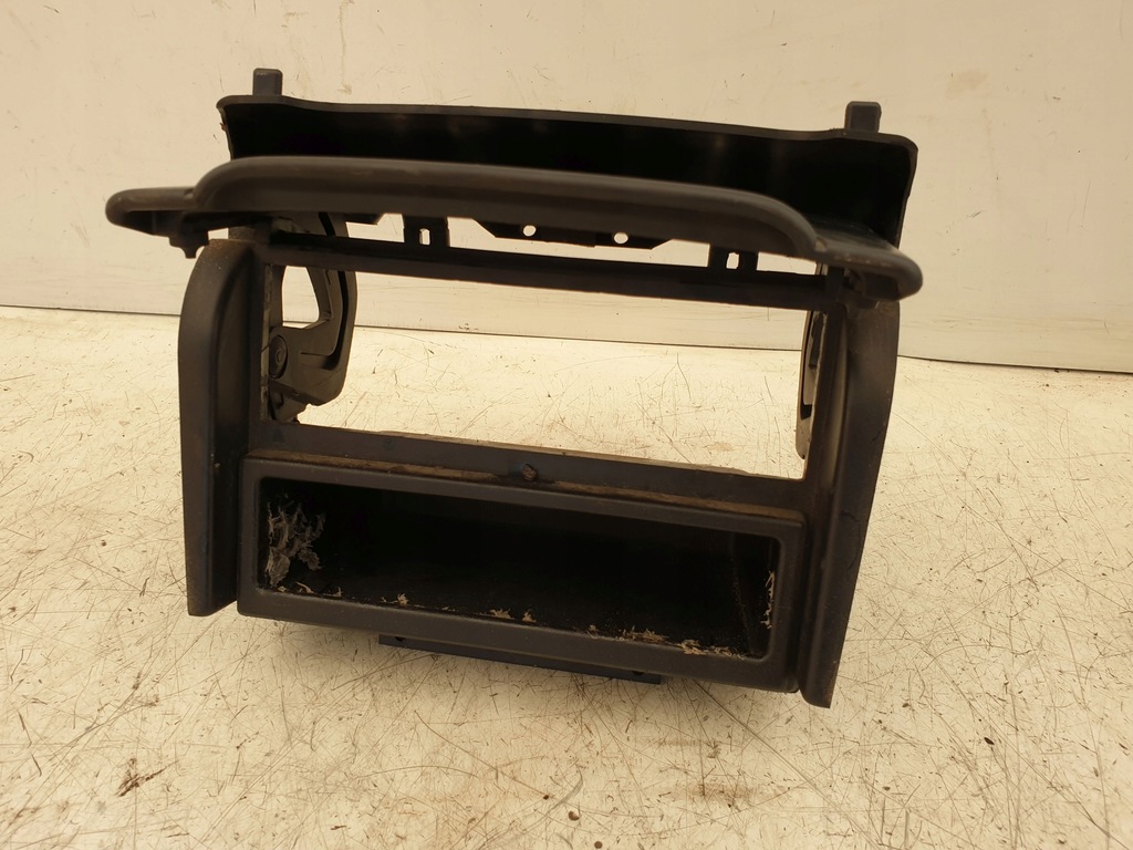 фото №1, Бардачок полка пассажира renault laguna i 98r eu