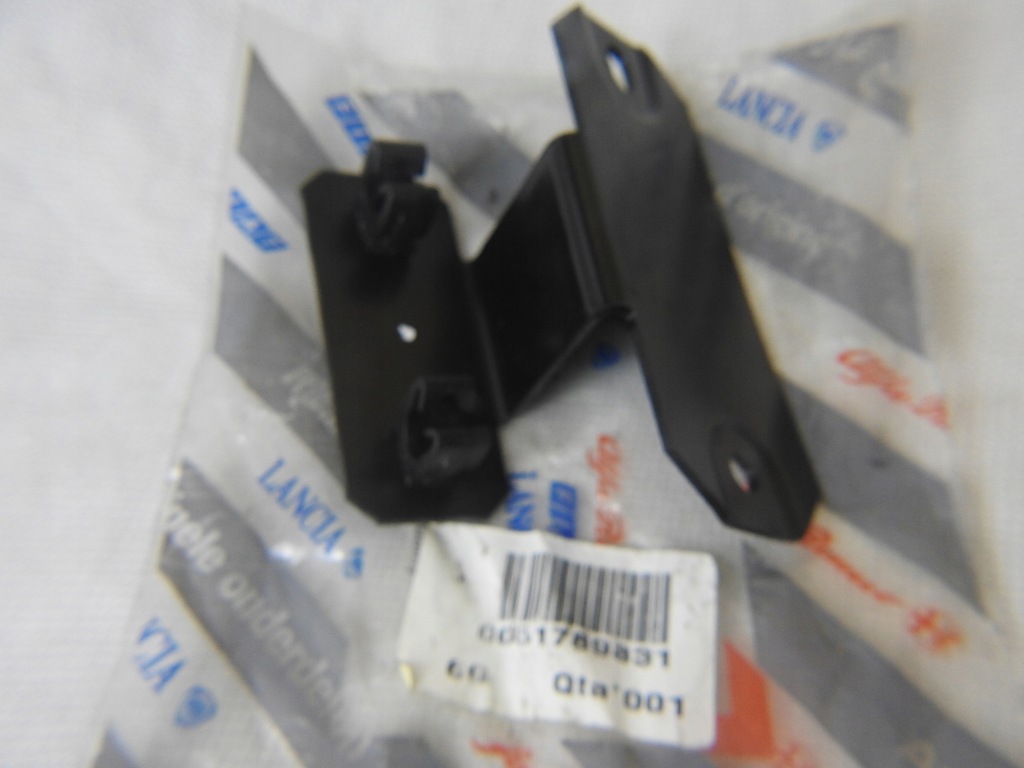 фото №7, Кронштейн трос перемикання передач fiat seicento 600 1.1