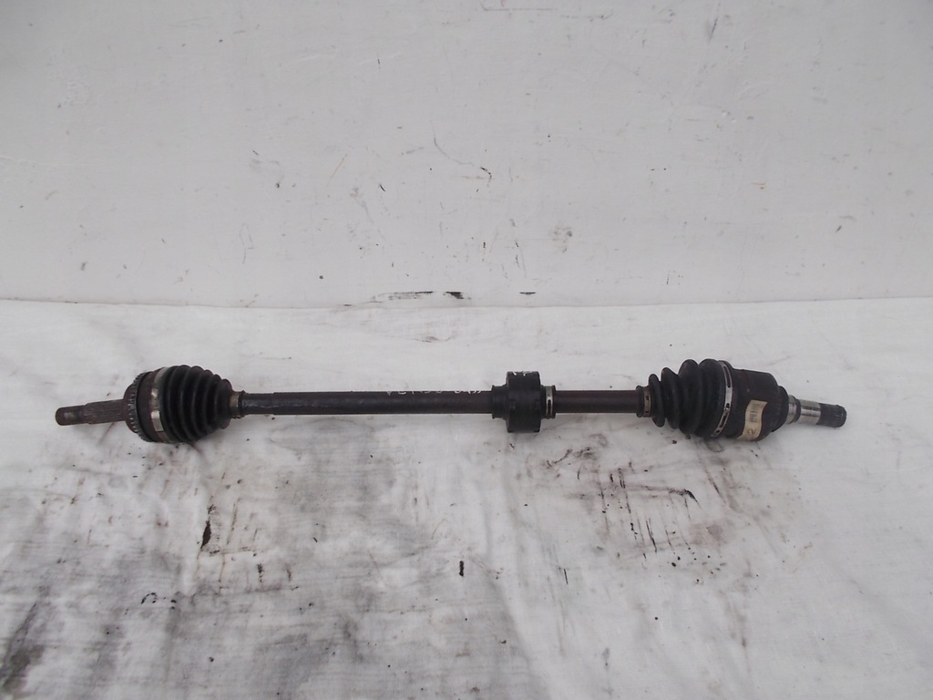 фото №1, Приводной вал правая длинная toyota yaris verso 1.4 d4d 99-05