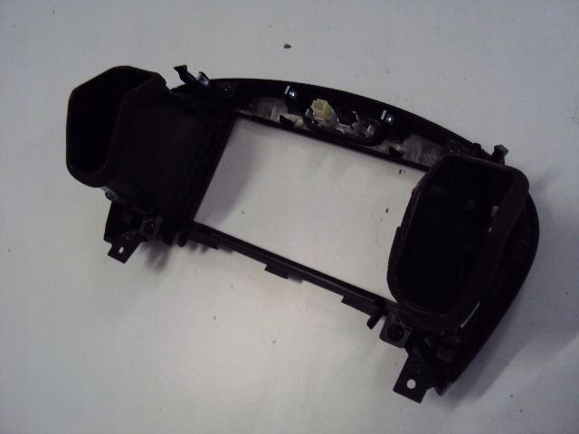 фото №5, Рамка навигации nissan juke 1.5 dci 11-