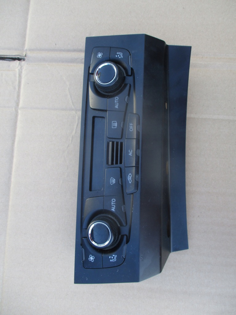 фото №1, Audi a4 a5 панель обдув кондиціонера 8t2820043af