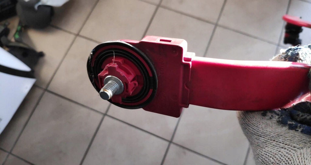 Шланг плюсовой аккумулятор sport l494 vogue l405 Доставка