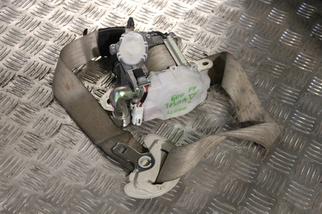 фото №1, Pas безопасности правый перед lexus ls600