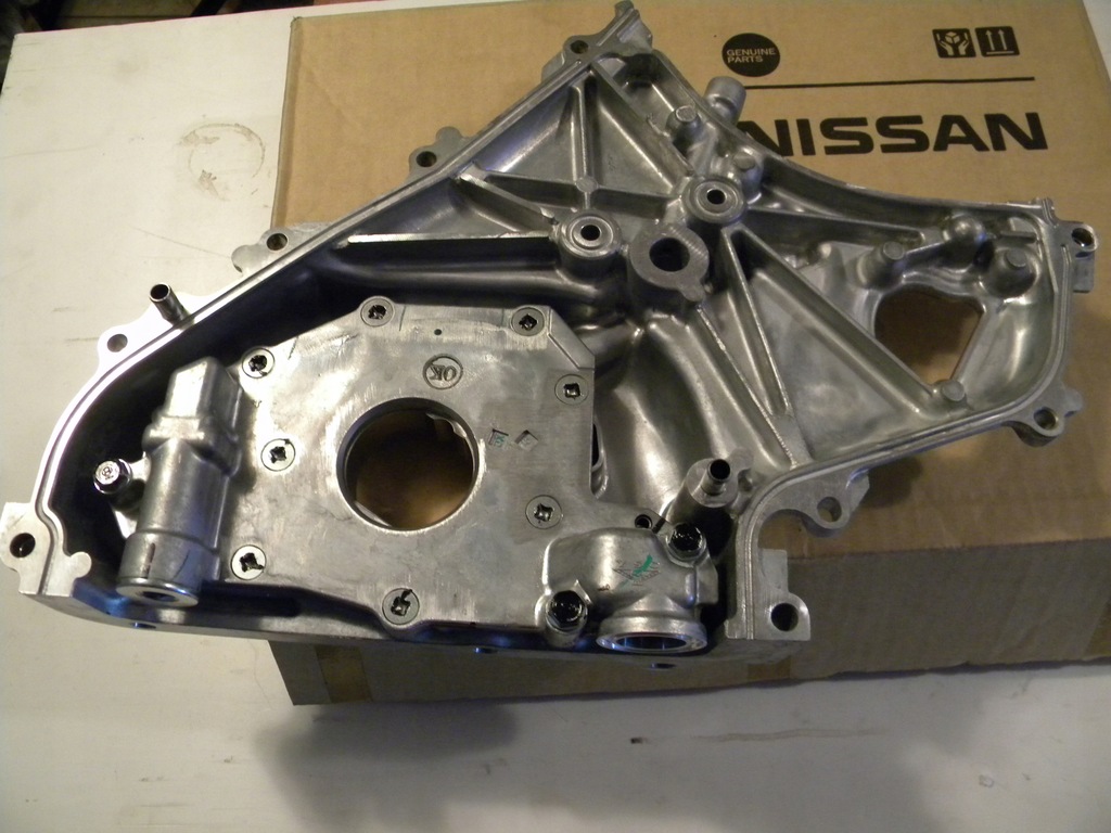 фото №1, Насос оливи nowa oryg. renault maxity 2,5