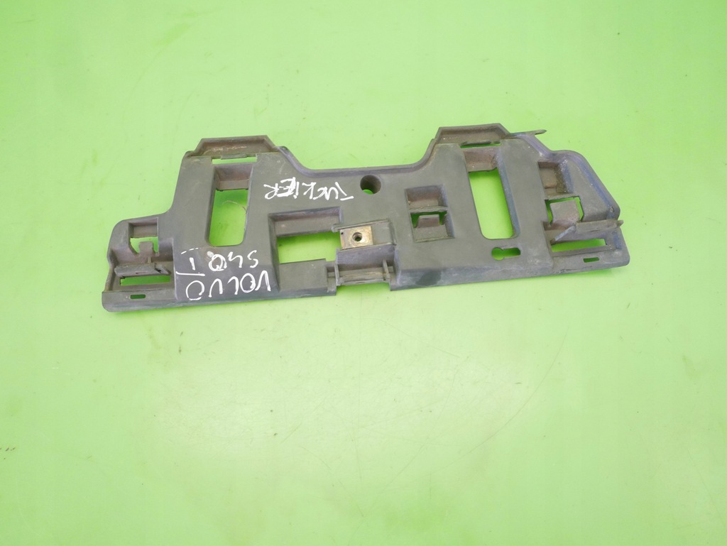 фото №10, Напрямна бампера задня лівий volvo s40 i sedan 95-99