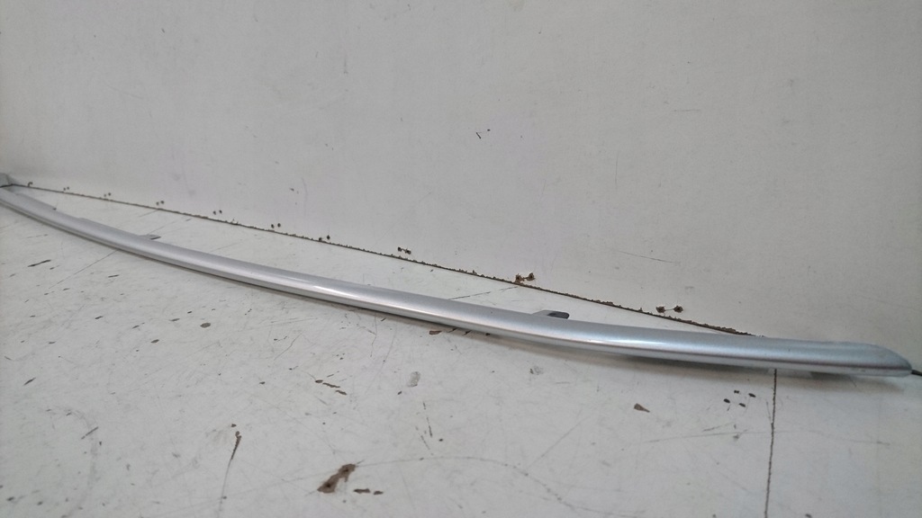 фото №9, Peugeot 301 молдинг решетка решётка бампера серебристая