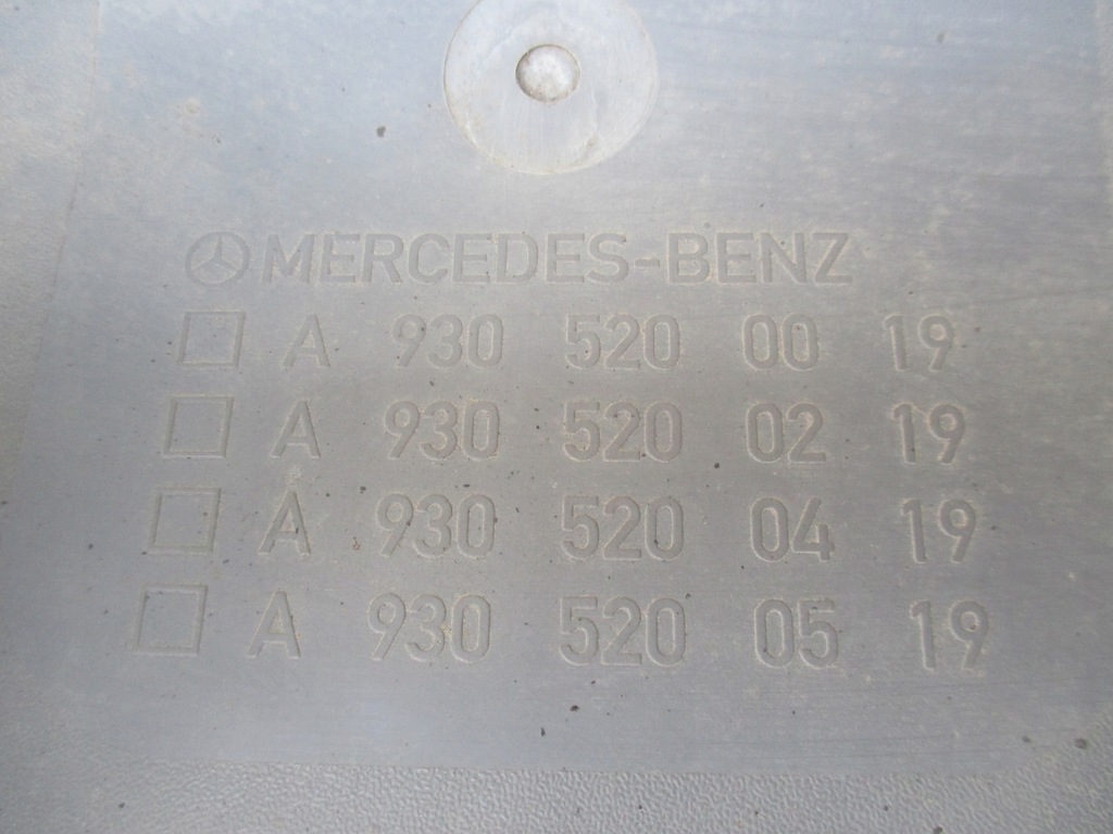 фото №7, Крила бризковик правий перед axor mp ii 05-2010 r