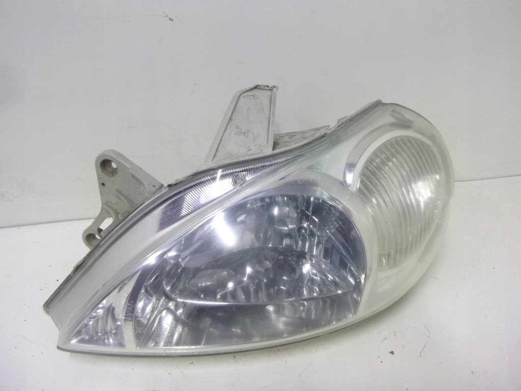 фото №1, Лампа передняя kia rio 2000r.