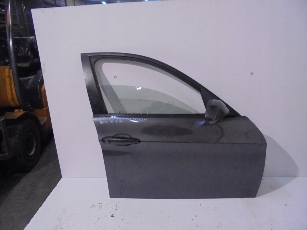 фото №1, Дверь правый перед bmw 3 e90