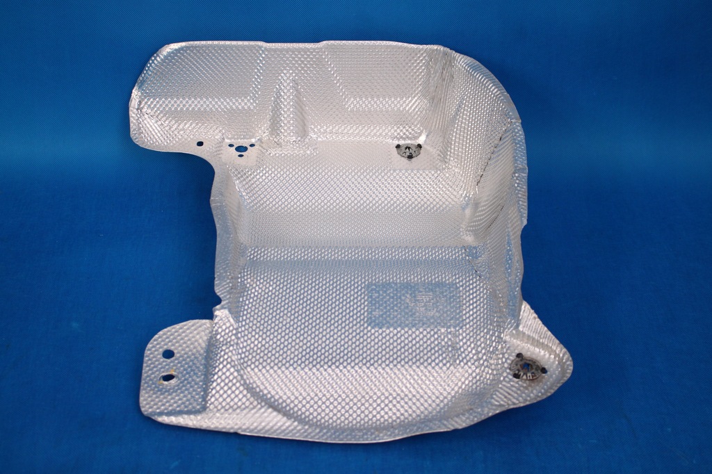 фото №8, Audi tt 8s защита тепловая глушителя 8s0825729 2016r