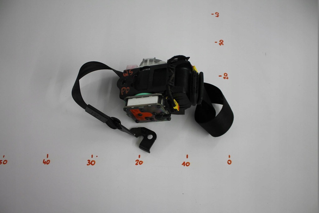 фото №1, Pas безопасности натяжитель правый перед audi q5 8r