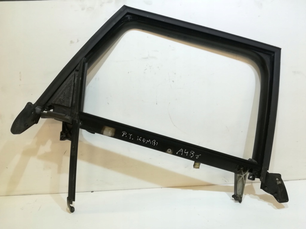 фото №1, Рамка скло двері kombi audi a4 b6 правий задня