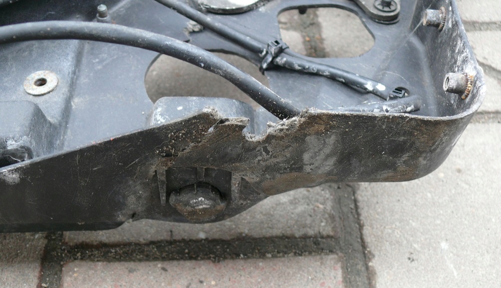 фото №8, Pas передний усилитель передний панель фары audi s6 a6 c5 4.2 v8 4b3805588d