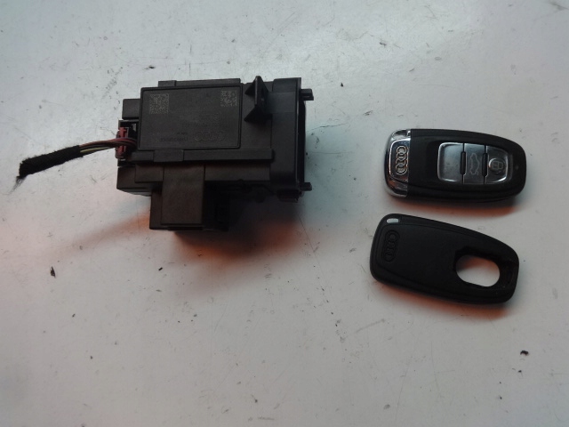 фото №1, Audi a4 b8 08r- замок зажигания ключ