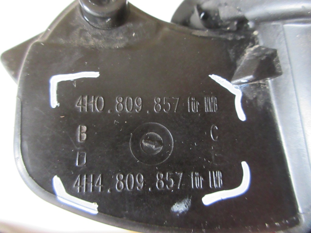 фото №7, Audi a8 d4 заливна горловина кришка заливної 4h0809857