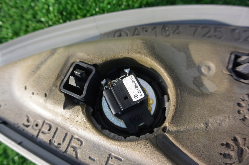 фото №9, Защита динамик треугольник дверь l r gl x164 w164 kpl