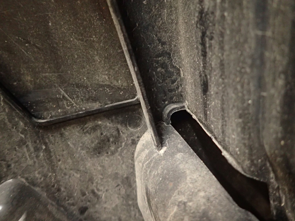 фото №7, Бампер задня bmw i 1 f20