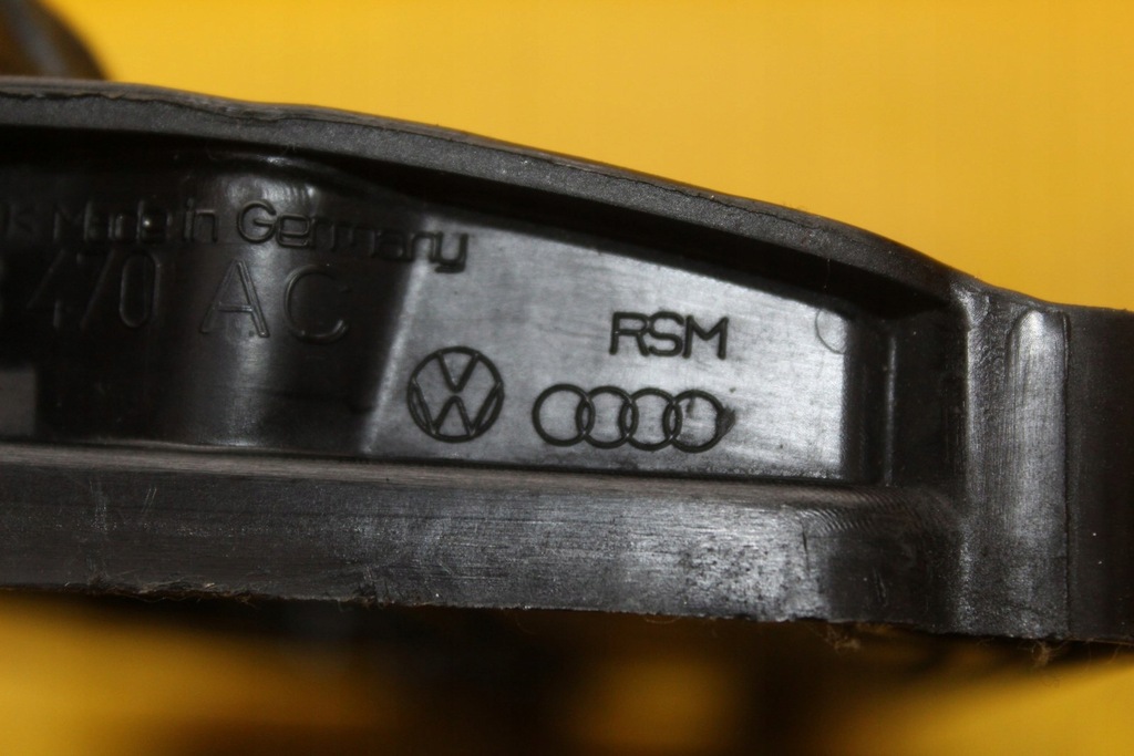 фото №6, Кришка клапанів audi q7 3.0 tdi cas 059103470ac