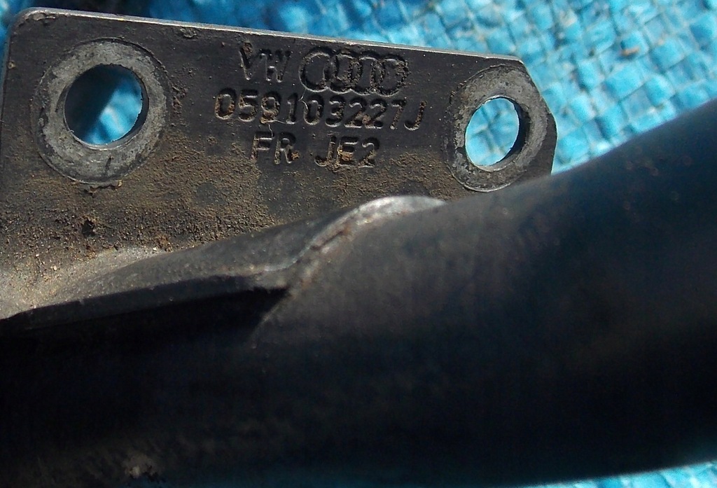 фото №3, Audi a4 a5 8t 3.0tdi шланг трубка wody 059103227j