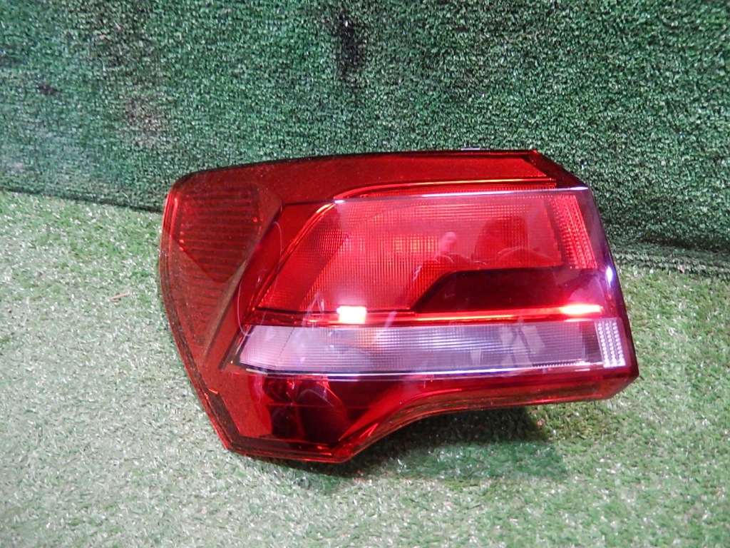 Купити Фара задня задній ліва audi q3 83a led 2019