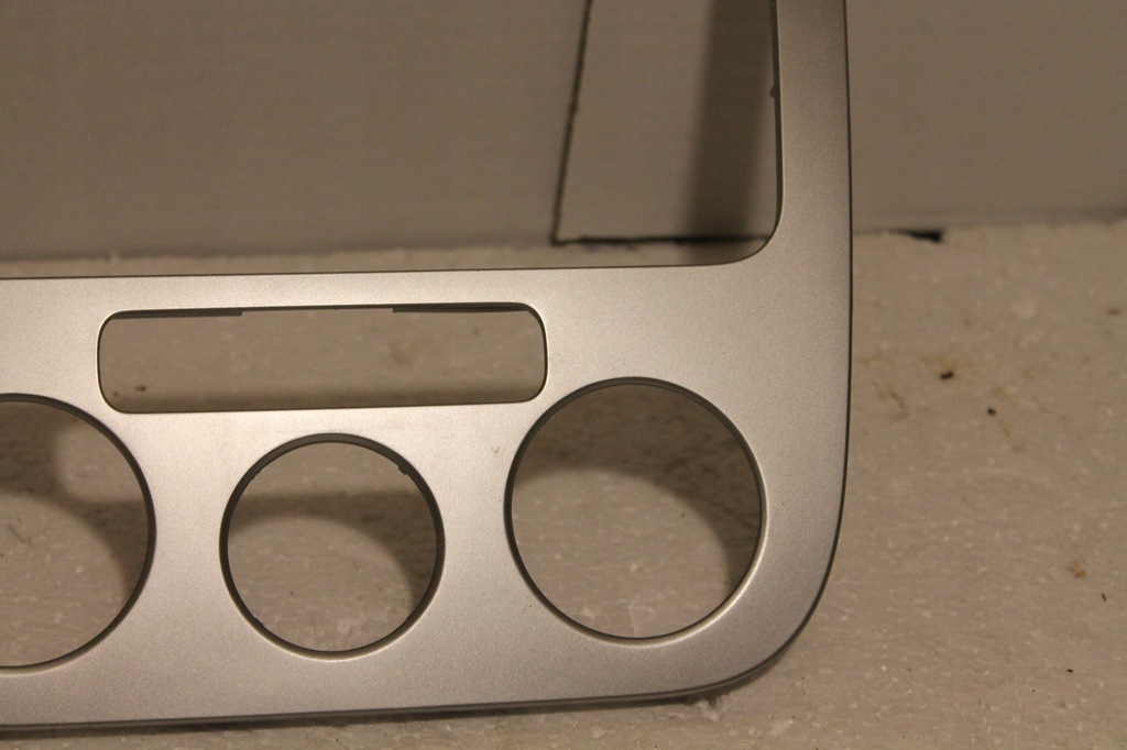 фото №3, Рамка радио кондиционер vw eos scirocco ladna