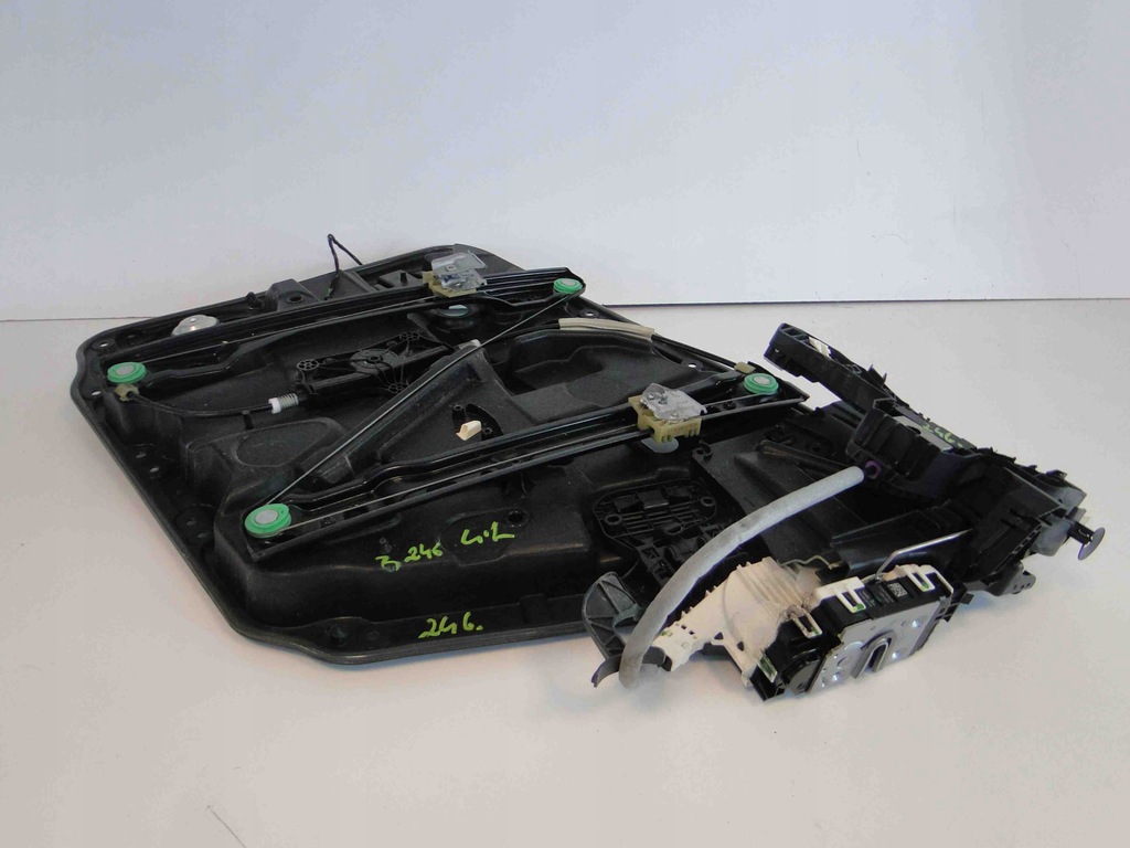 фото №7, Mercedes a klasa w176 замок двері ліва передні