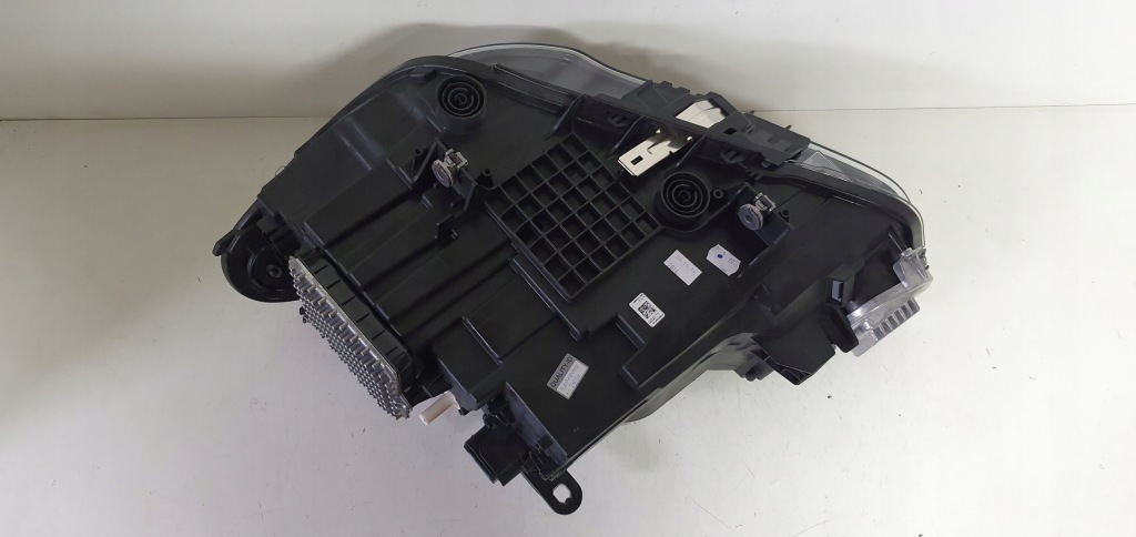 Новая фара передняя правый  bmw x1 f48 full led Доставка