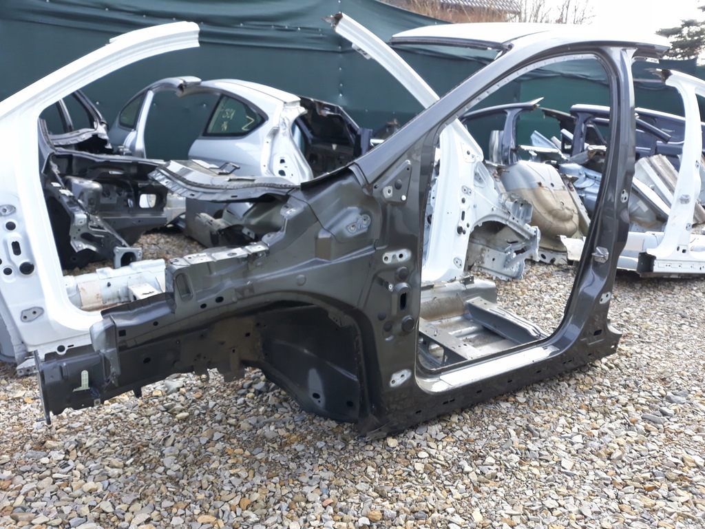 фото №1, Ford kuga mk2-ćwiartka лівий перед ліва передня