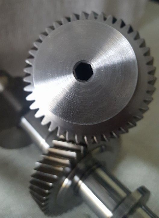 Купити Volkswagen оригінальний номер 03g103537 насос оливи