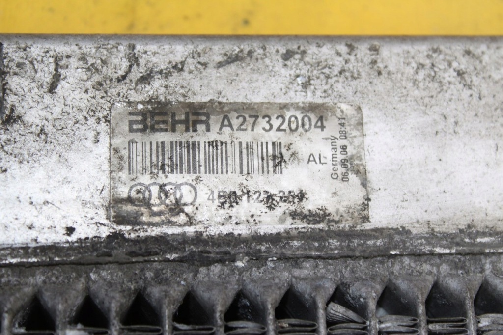 Радиатор воды audi a8 d3 4.0 tdi 4e0121251 с Разборки