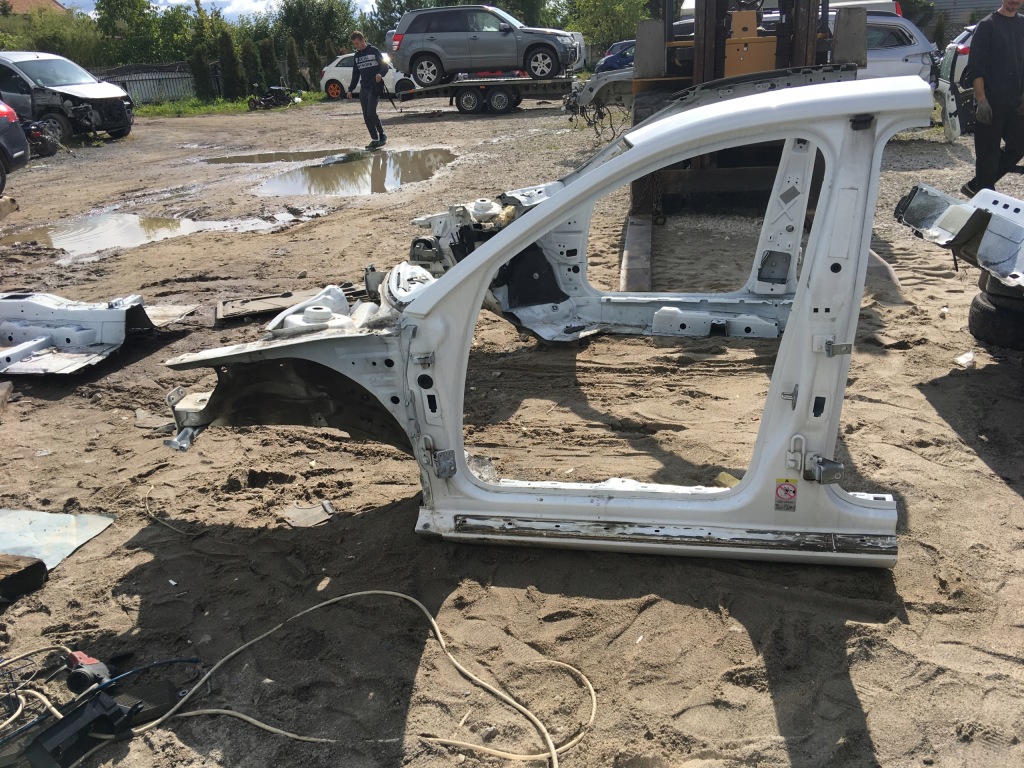 фото №1, Audi a3 8p sportback лівий поріг чверть ly9c 10r