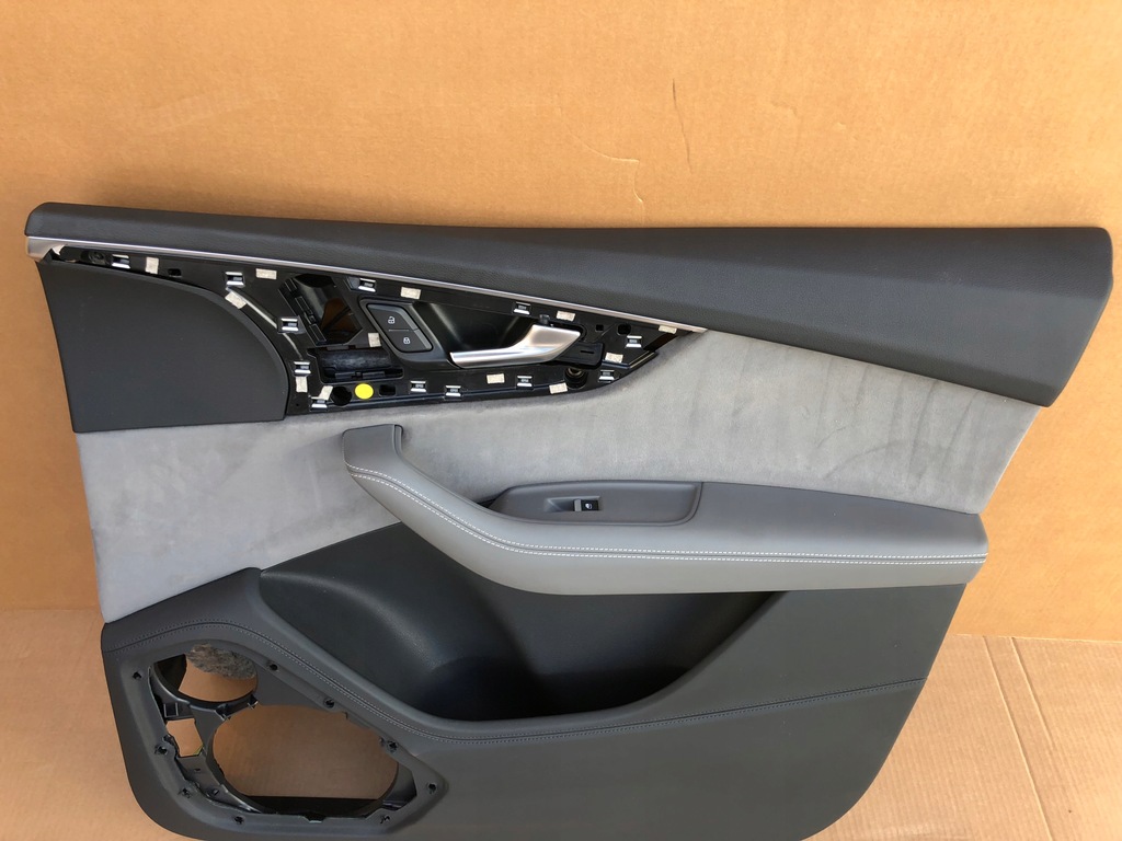 фото №5, Обшивка двері pp шкіра alcantara led audi q7 4m