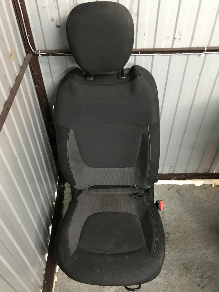 фото №1, Сиденье правый пассажира renault captur super состояние