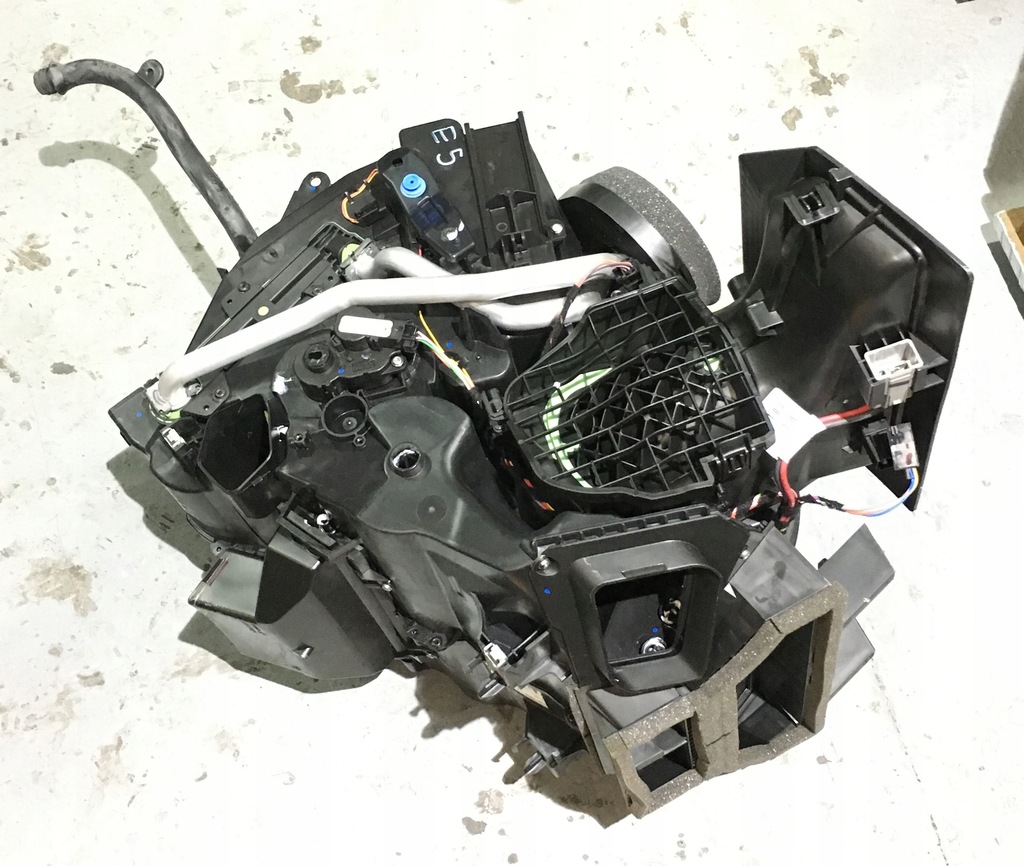 фото №1, Отопитель воздуходувка renault espace v 272703803r