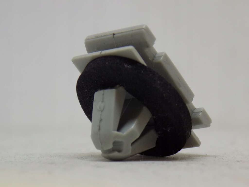 фото №4, Ford s-max клипсы штифты клипсы накладка порог