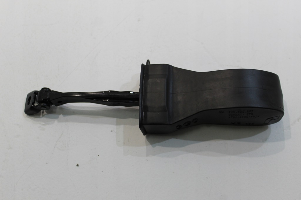 фото №1, Mbm vw passat b8 обмежувач двері задня 3g0839267