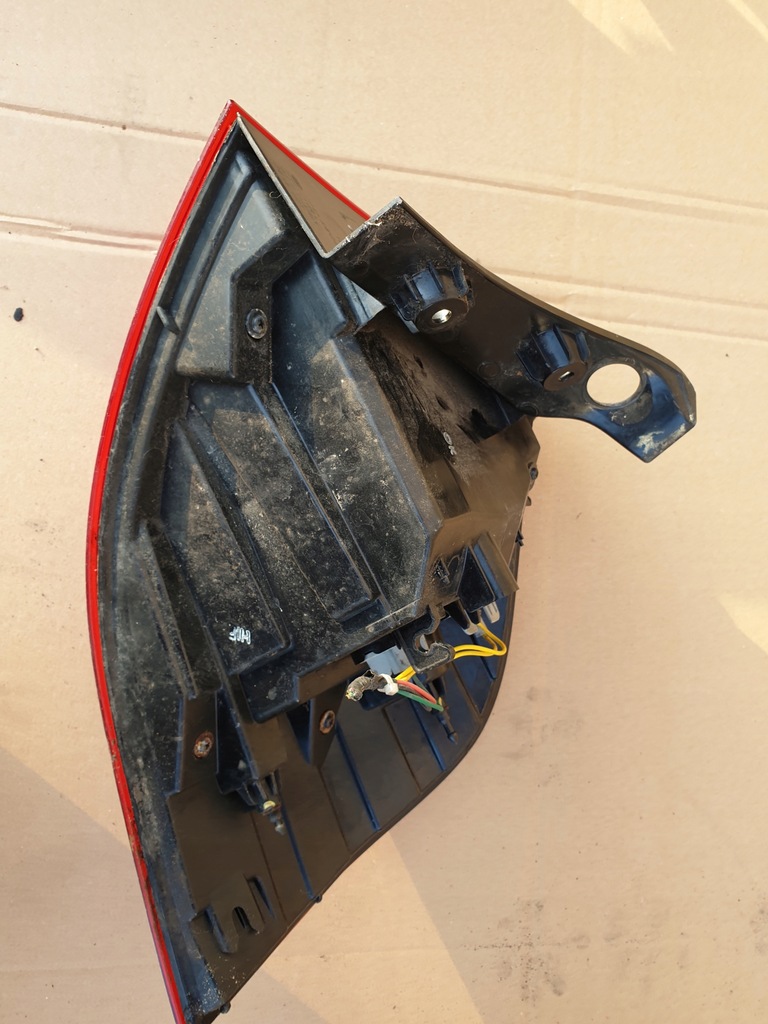 фото №5, Kia rio iii лампа задняя левая 5d 2011 -