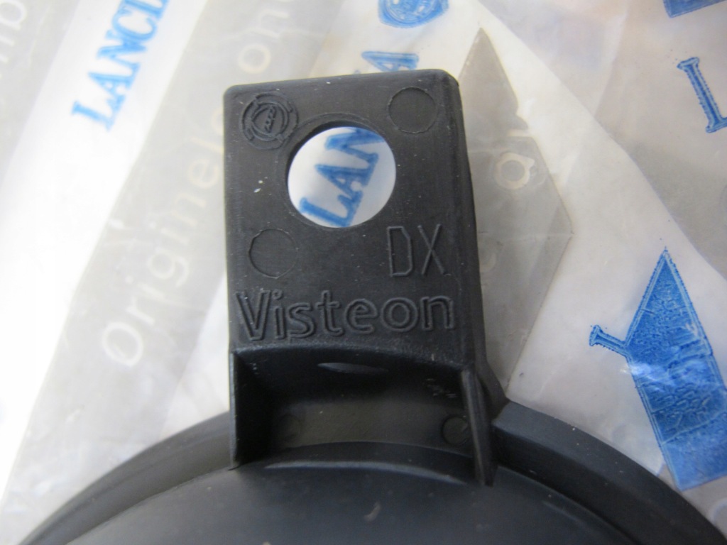 фото №6, Заглушка бампера передний правая lancia lybra