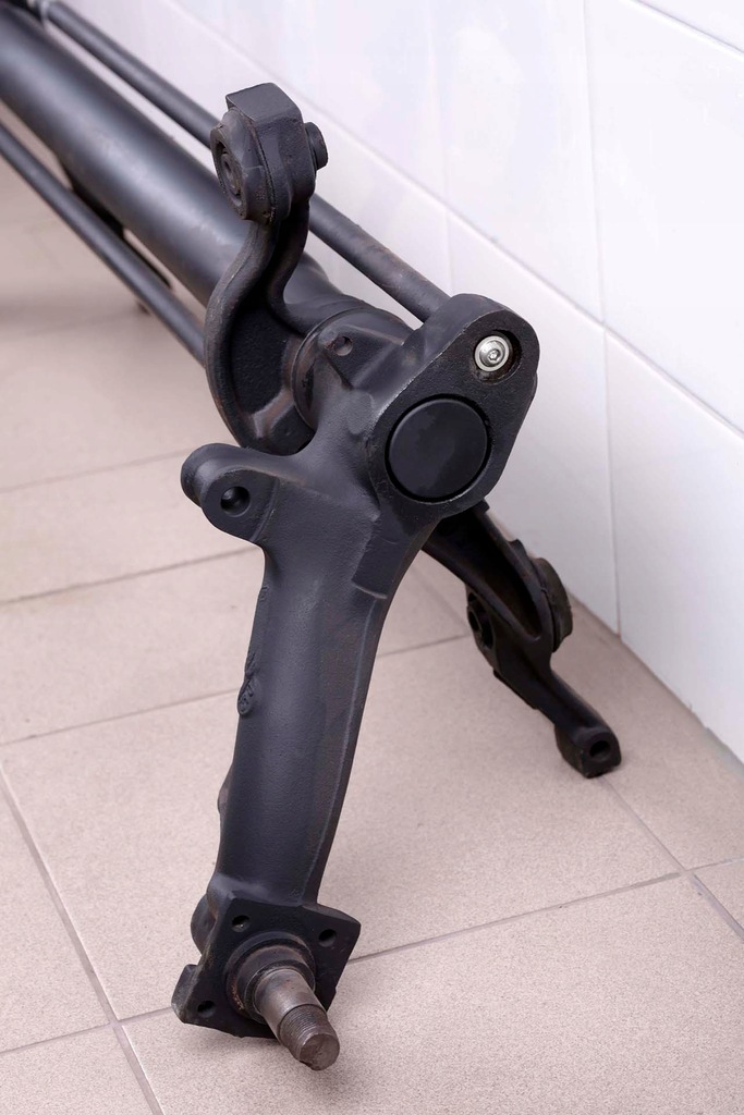 фото №8, Задняя балка oś citroen saxo