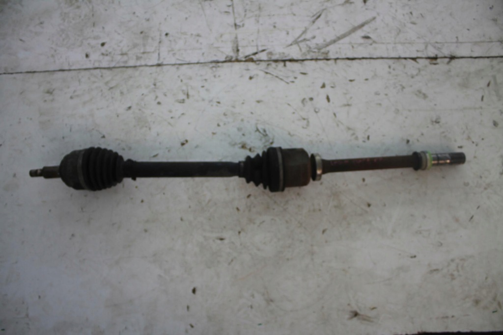 Приводной вал правый  длинная renault laguna 3 2.0 dci Недорого