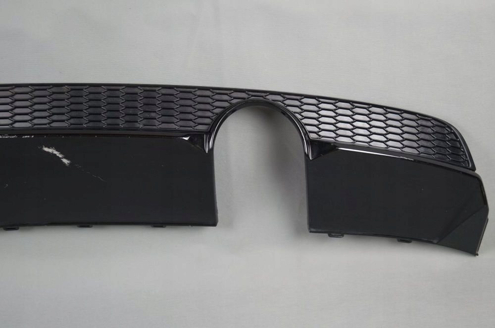 Спойлер бампера задня audi tt s-line 14- 8s0807521a Зі Шроту