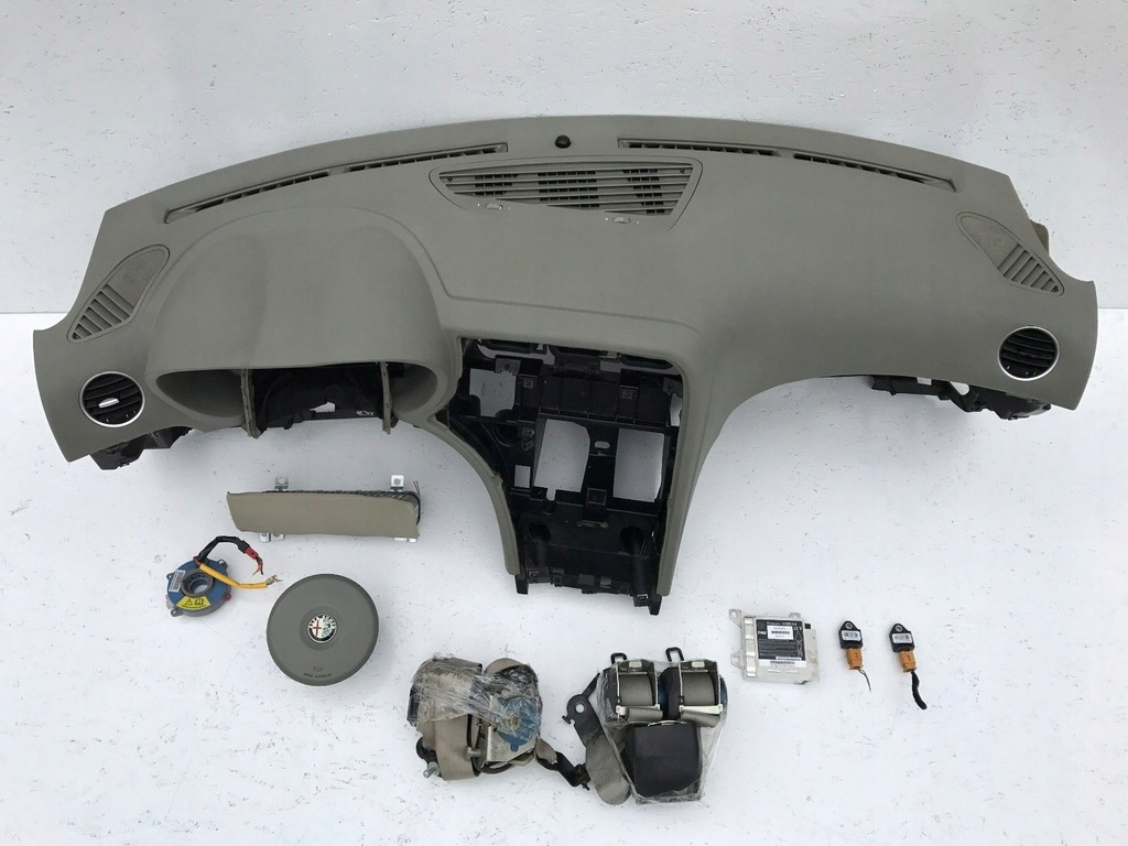 фото №7, Alfa romeo 159 консоль приборная панель подушка безопасности