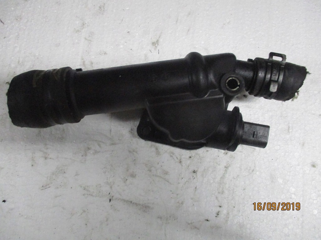 фото №1, Корпус термостат 03g121132b