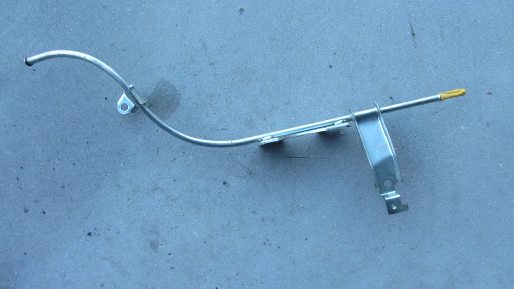 фото №1, Lexus nx 2.0 it - щуп / щуп масла