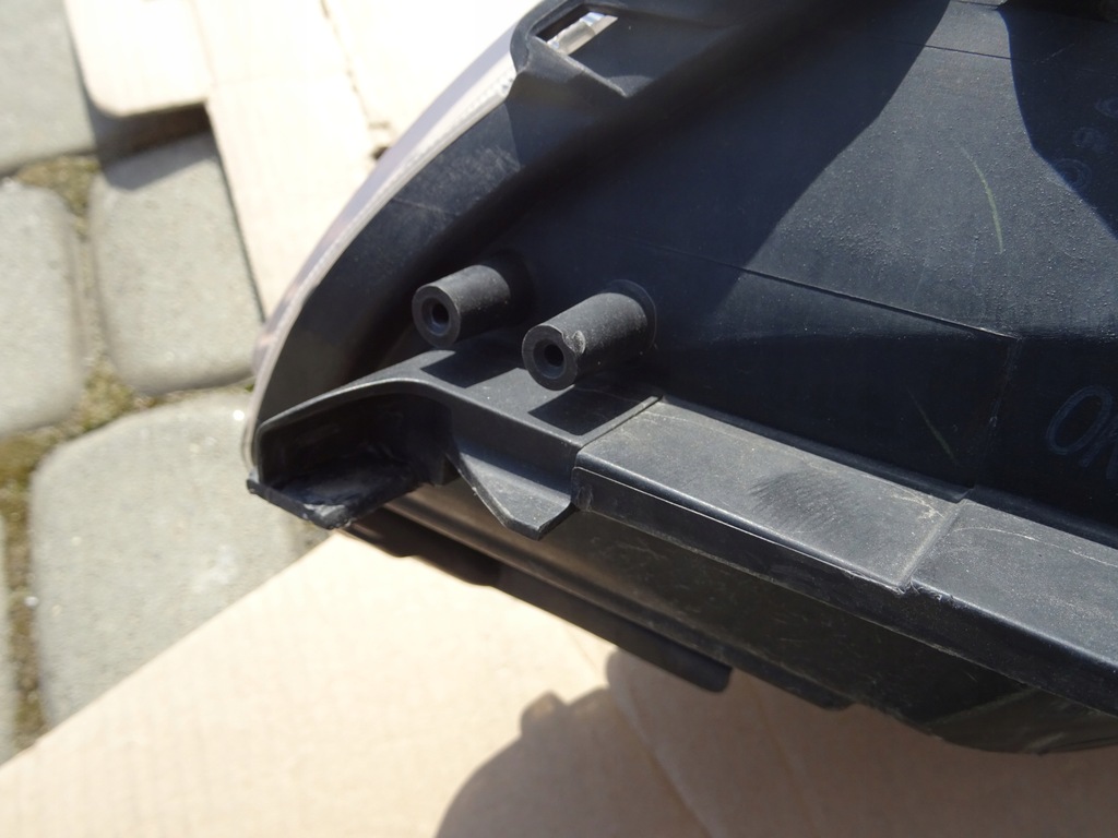 фото №7, Toyota prius 09-16 лампа правая обычная голубой