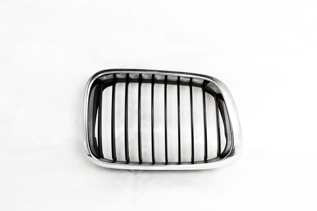 фото №1, Bmw e46 coupe решітка радіатора решітка радіатора хром лівий 81950589 оригінал