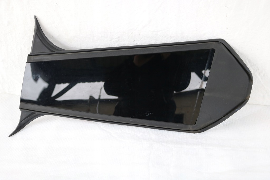 фото №1, Mercedes-benz оригинальный номер a1176900679 молдинг накладка стойка