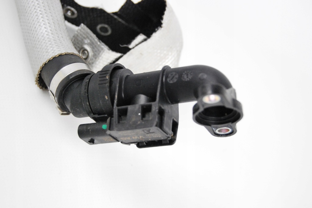 фото №2, Трубка з'єднувальна audi r8 5.2 fsi 4s0131605a