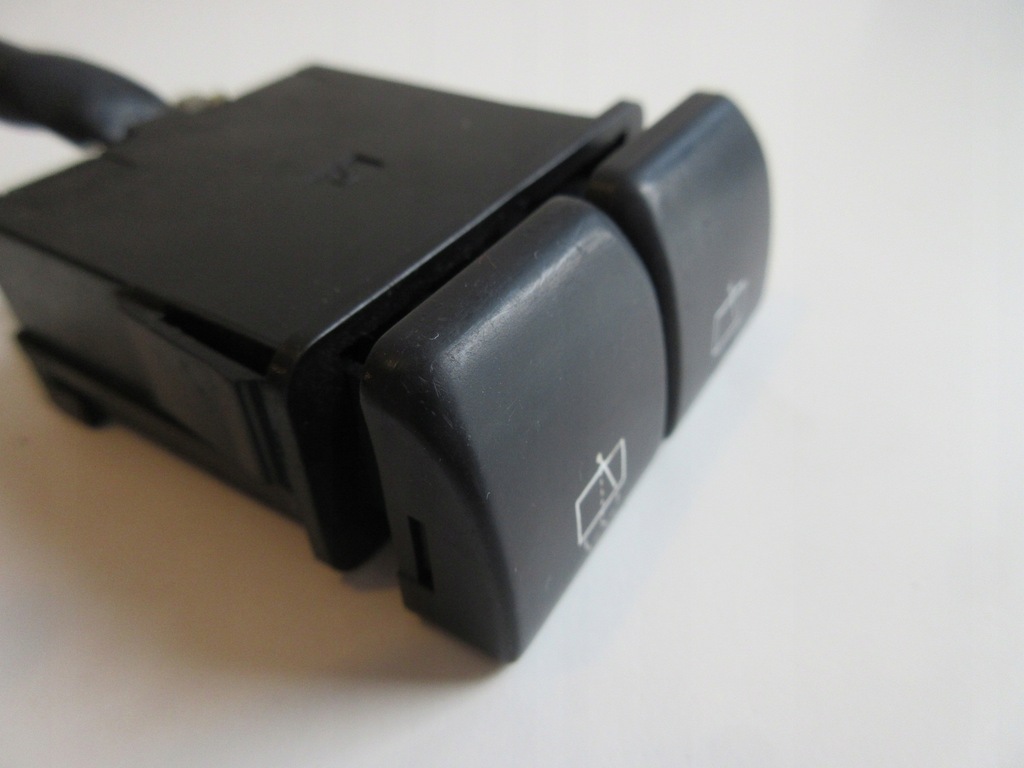 фото №5, Выключатель кнопка стекло suzuki swift