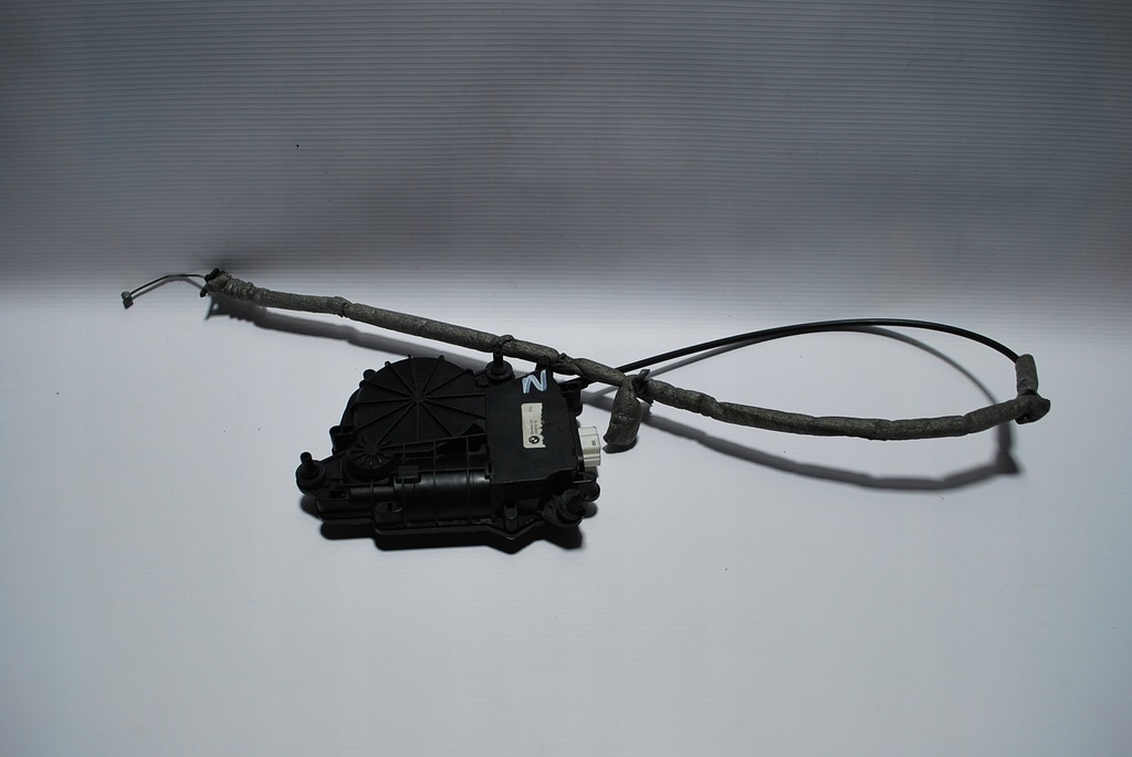 фото №1, Bmw 5 f10 доводчик кришки задня задній